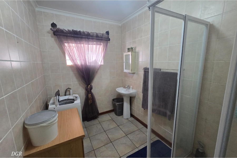 7 Bedroom Property for Sale in Cassandra Northern Cape